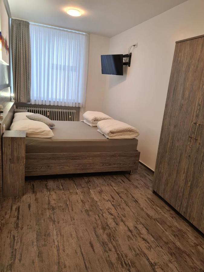 Pension Zwei A Leverkusen Dış mekan fotoğraf